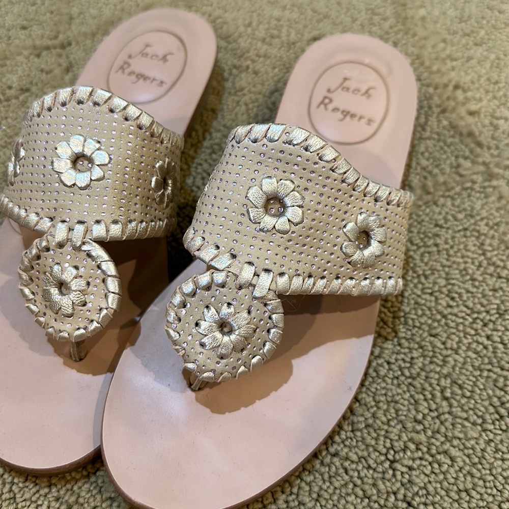 New/unused Jack Rogers size 5M sandals with metallic detail, mini wedge